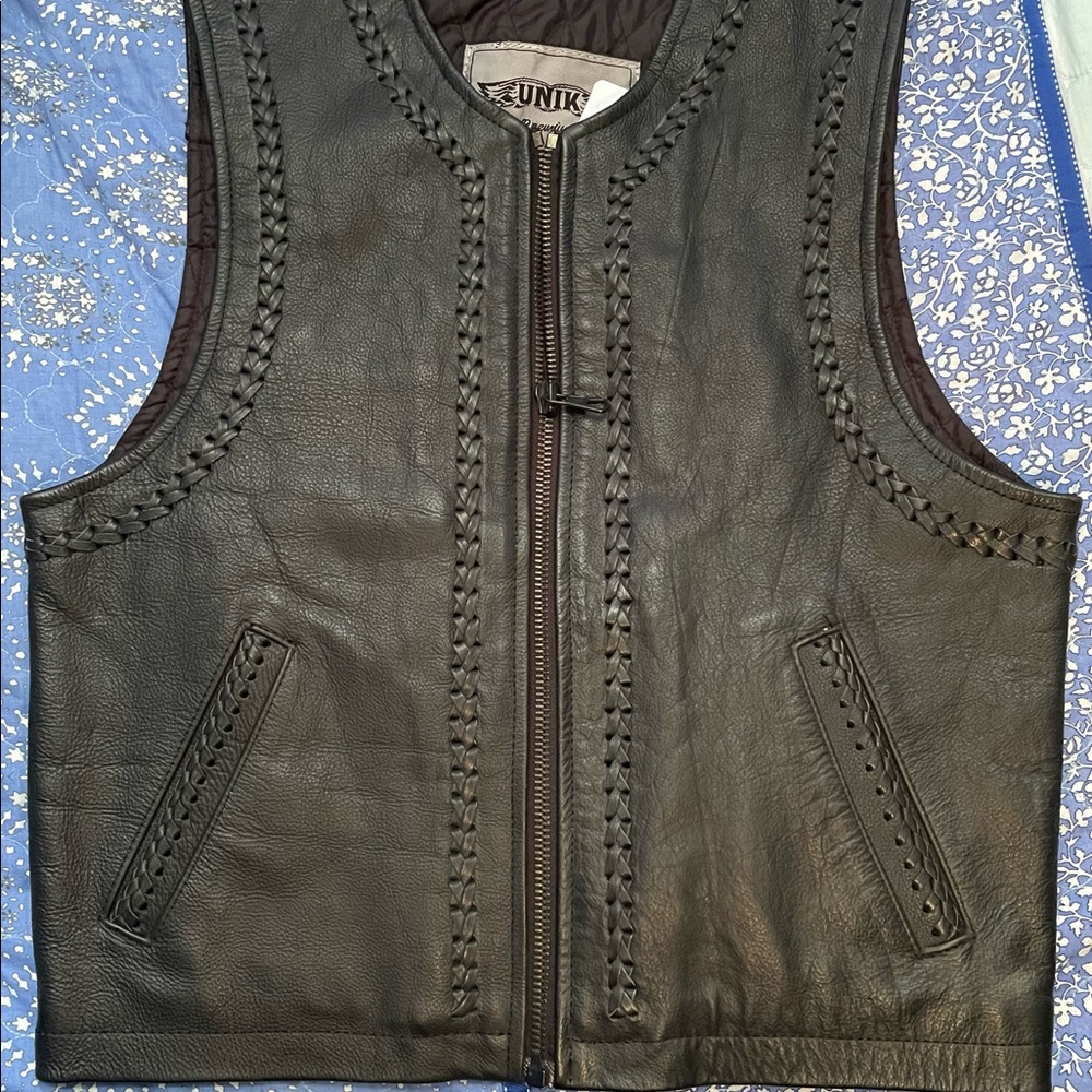 Unik Leather Vest Size M